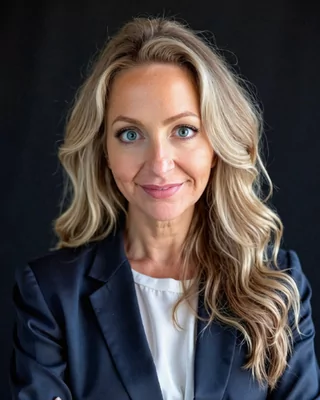 Angela Vanderberg, PMHNP-C, FNP-BC, CARN-AP, founder of Personal Wellness Psychiatric Services